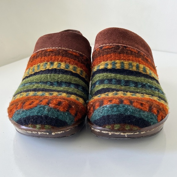 Born Kimmy Size 7 Wool Southwestern Serape Clogs Mules Shoes Brown Multicolor - Picture 6 of 14